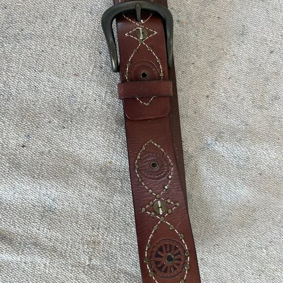 Fossil Woman's Leather Studded Boho Bohemian Festival Belt Sz LR - Picture 8 of 9